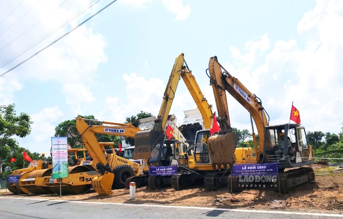 Lễ khởi công dự án Cao tốc Cao Lãnh - An Hữu, dự án thành phần 1 diễn ra vào ngày 25.6.2023. Ảnh: Phong Linh 
