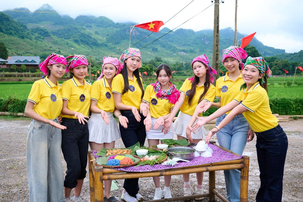 Las bellezas de Miss Galaxy Vietnam 2026 tienen experiencias maravillosas en Moc Chau. Foto: Comité Organizador