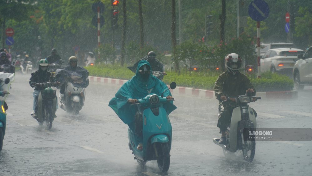 Weather forecast today August 27: Northern region has heavy rain in some places. Photo: Minh Chinh