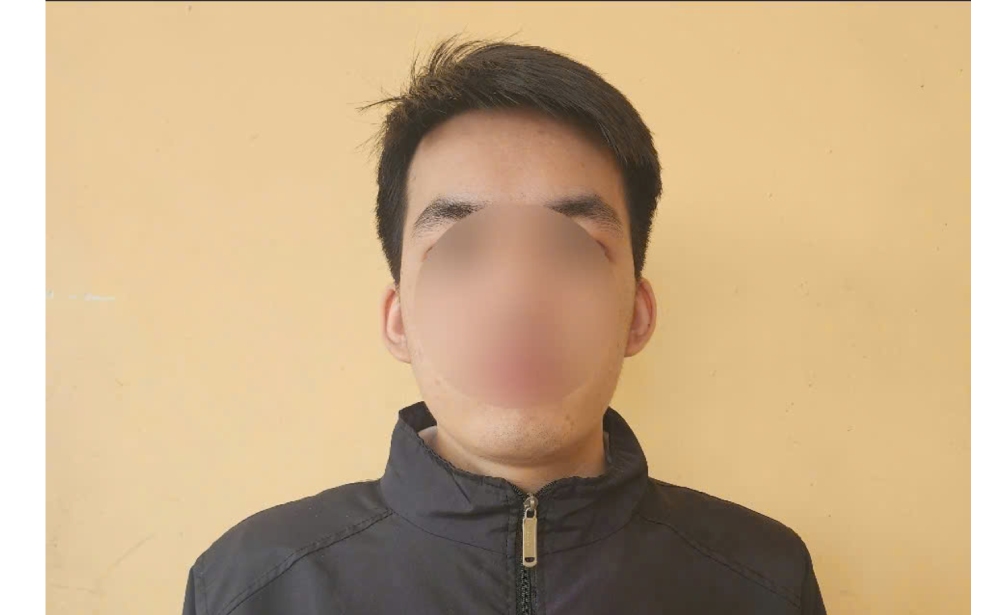 Pham Thien Tam is being temporarily detained for investigation into the act of "Robbery". Photo: Hoang Do/An Giang Police