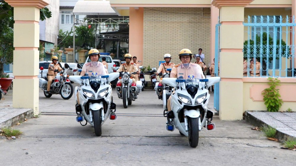 An Giang Provincial Traffic Police forces simultaneously launched operations to perform their duties. Photo: Tien Dung/An Giang Police