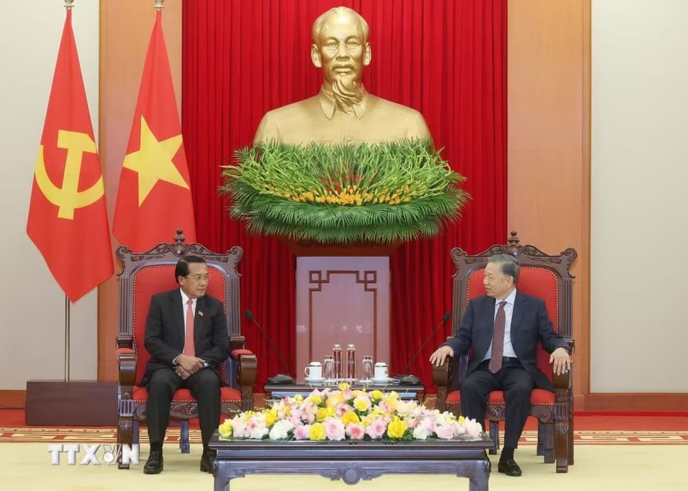 Tổng Bí thư, Chủ tịch nước Tô Lâm tiếp đồng chí Vanhxay Phongsavanh, Ủy viên Bộ Chính trị, Bí thư Trung ương Đảng, Chủ nhiệm Ban Kiểm tra Trung ương, Tổng Thanh tra Nhà nước, Trưởng Ban Phòng chống tham nhũng Trung ương Lào. Ảnh: Thống Nhất/TTXVN