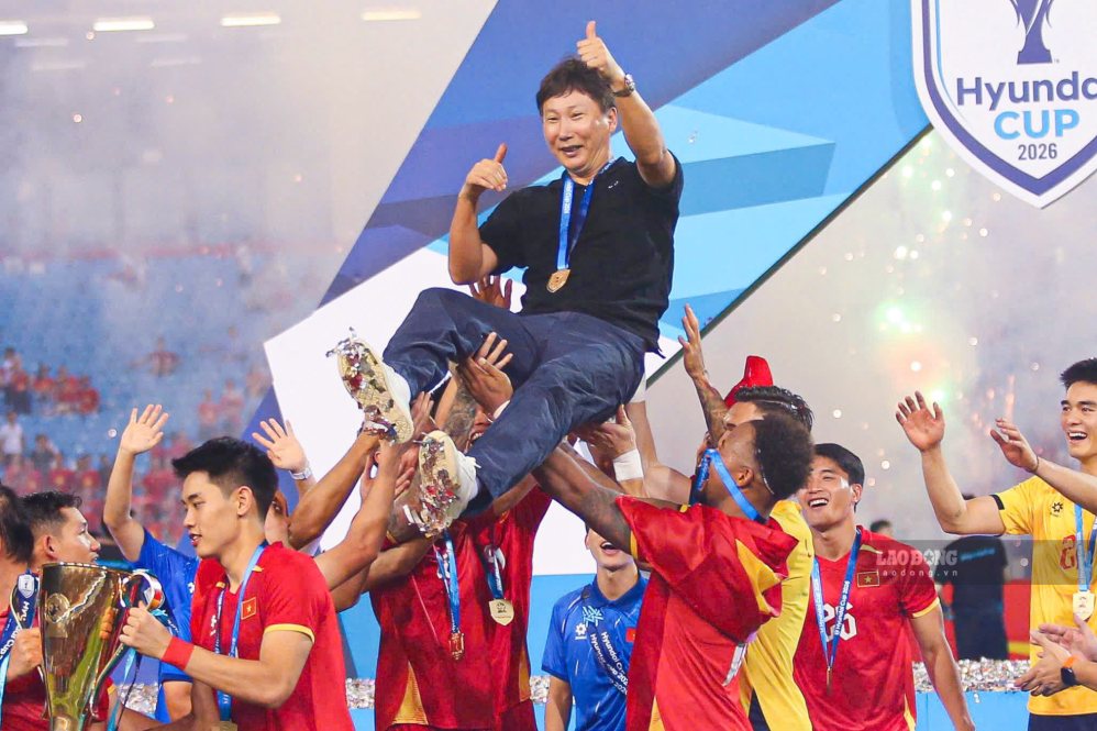 Coach Kim Sang-sik continues to prove his talent. Under his direction, the Vietnamese team has become a true force of Southeast Asian football. Photo: Thanh Vu