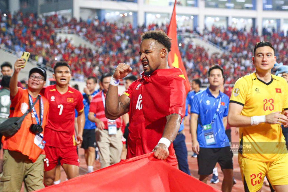ベトナム代表がタイを破り、ASEANカップ2026で優勝。写真:タイン・ヴー