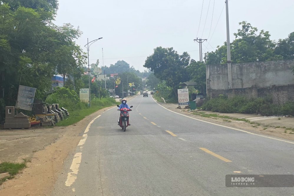 Quốc lộ 2 đoạn qua địa bàn phường Phong Châu. Ảnh: Tô Công