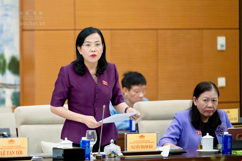 Member of the Party Central Committee, Chairman of the Committee for Science, Technology and Environment Nguyen Thanh Hai said that the phenomenon of measurement fraud at gas stations immediately affects people's wallets. Photo: Quochoi. vn