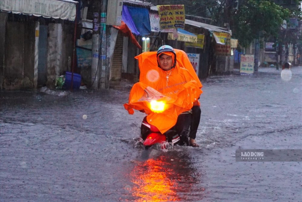 Rain in the Southern region lasts until the end of August. Photo: Minh Quan