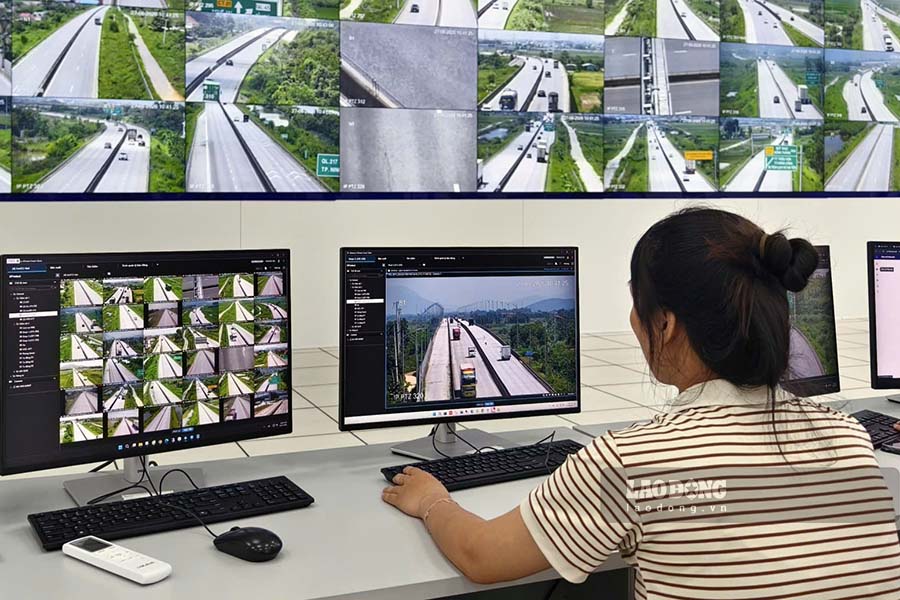 ccc. Thực tế, trong quá trình xử lý, một số tài xế đưa ra lý do xe phía trước giảm tốc độ đột ngột khiến phương tiện của mình không đảm bảo khoảng cách an toàn theo quy định.