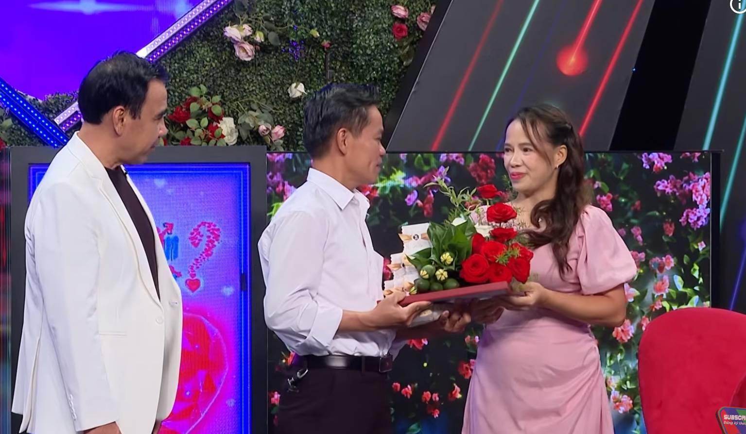 Single mother comes to dating show to find new love. Photo: MCV.