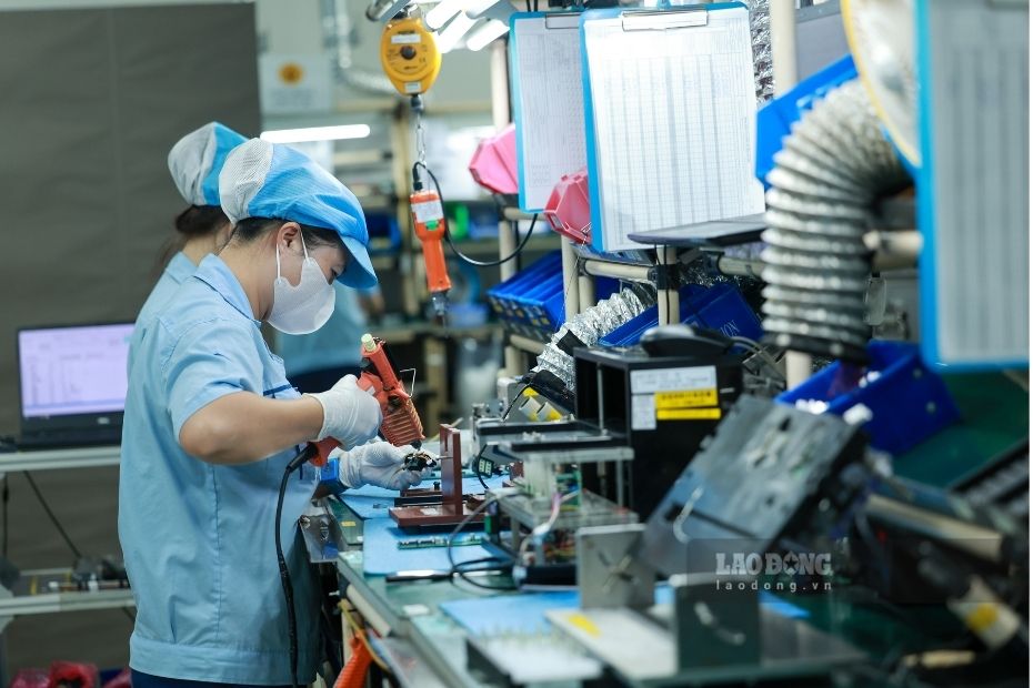 Human resources working at Rhythm Vietnam Co., Ltd. (Hanoi). Photo: Hai Nguyen