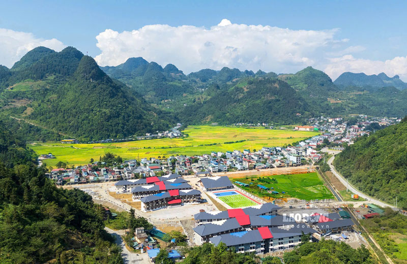 Trường Phổ thông Nội trú Tiểu học & THCS Mường Khương là điểm cầu chính của lễ khai giảng toàn quốc