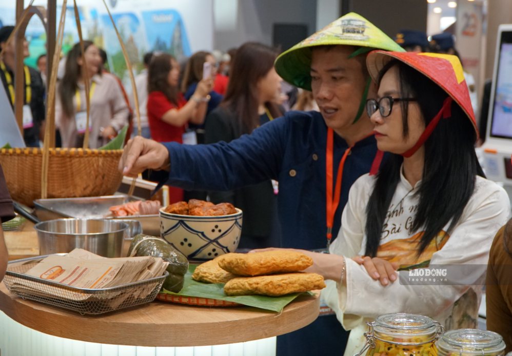 Experience Vietnam in miniature and hunt for a series of tourism offers in Ho Chi Minh City. Photo: Thanh Chan