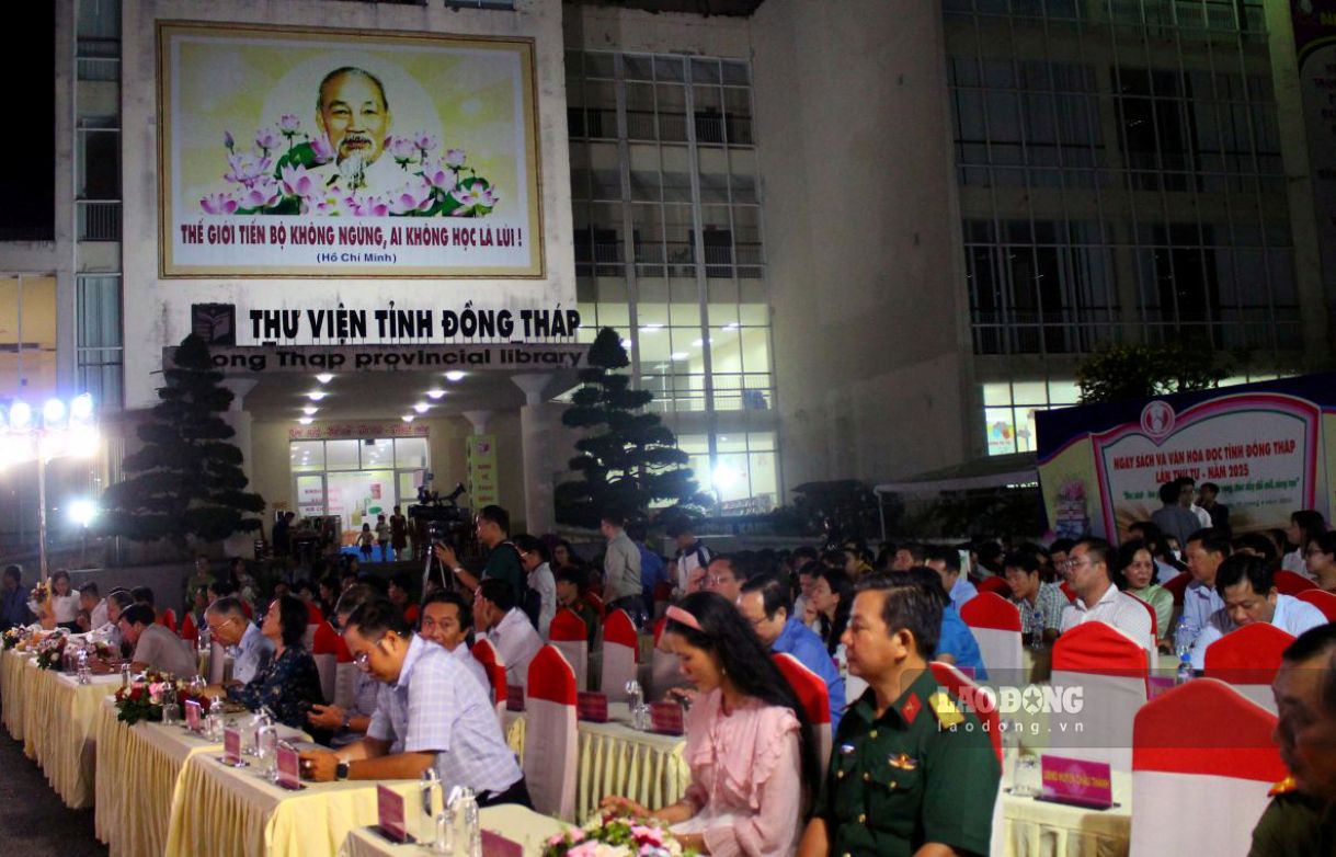 Ngày Sách và Văn hóa đọc tỉnh Đồng Tháp được tổ chức tại Thư viện tỉnh, phường Cao Lãnh. Ảnh: Thanh Mai