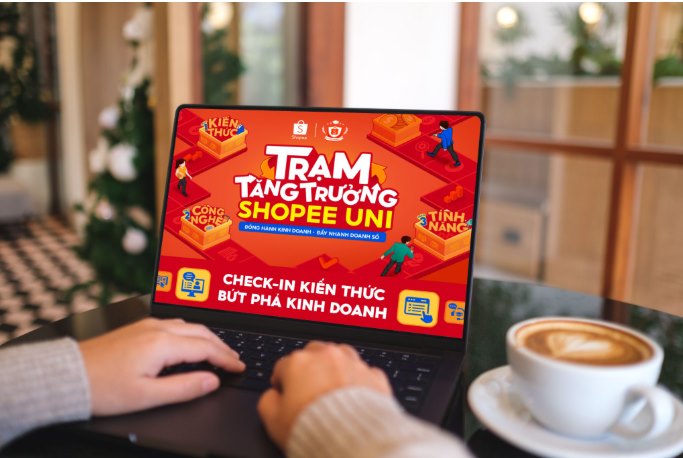 The "ShopeeUni Growth Station" training series helps sellers improve digital management skills and proactively solve operational problems. Photo: Enterprise provided