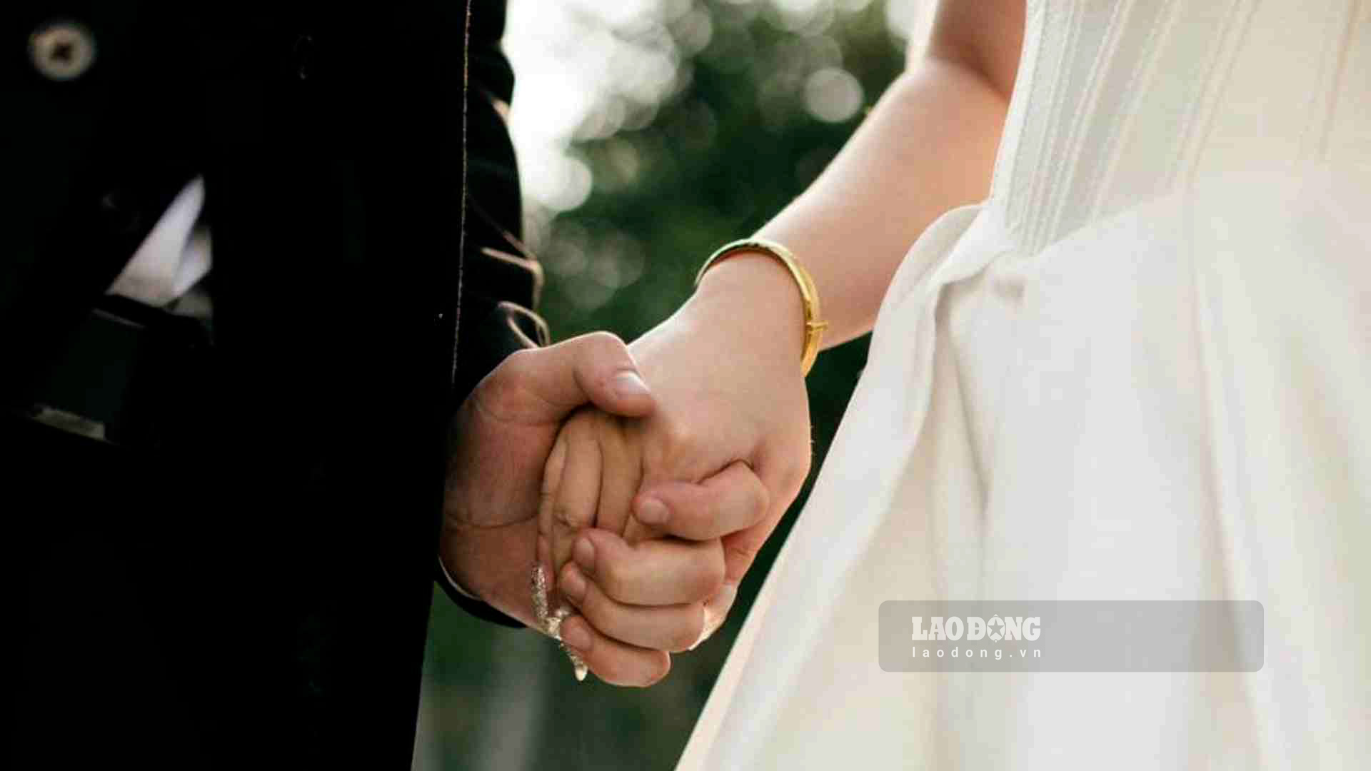 Not loving long enough, getting married too early, marriage is prone to conflicts. Photo: Huyen Trang