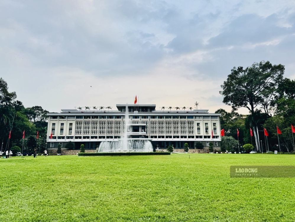 Mặt trước dinh Độc Lập. Ảnh: Linh Boo