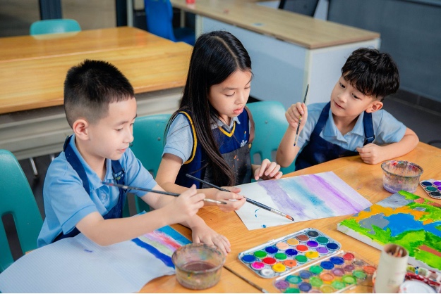 Học sinh The Dewey Schools phát triển toàn diện trong môi trường giáo dục trải nghiệm. Ảnh: The Dewey Schools
