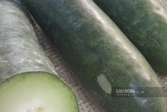 Winter melon contains a lot of water and little energy, helping to support bright eyes and beautiful figure if processed properly. Photo: Quang Minh.
