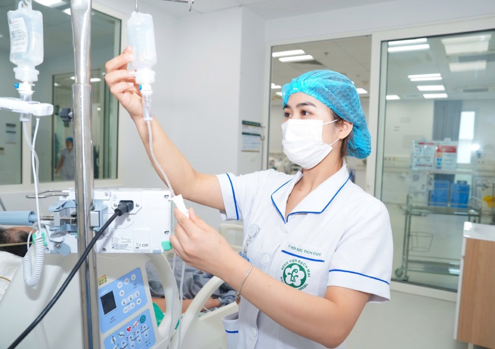 During the 5-day National Day holiday on September 2nd, many major hospitals in Hanoi still maintained 24/24 hour emergency operations. Photo: Bach Mai Hospital provided