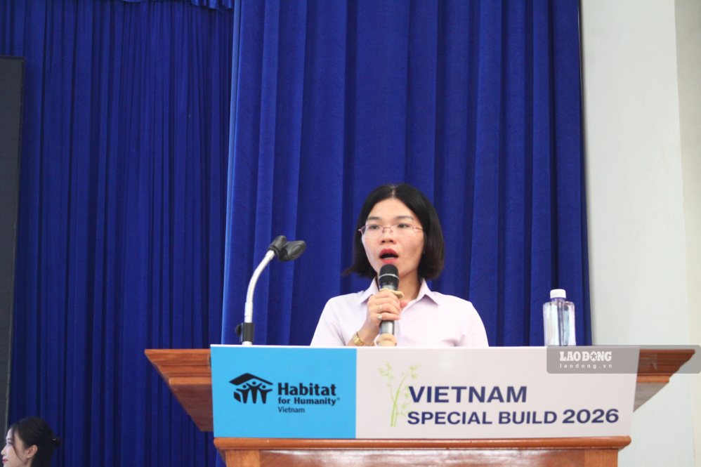 Bà Lê Thị Lập, Phó Chủ tịch UBND xã Quế Sơn, TP Đà Nẵng phát biểu tại chương trình. Ảnh: Thanh Huyền