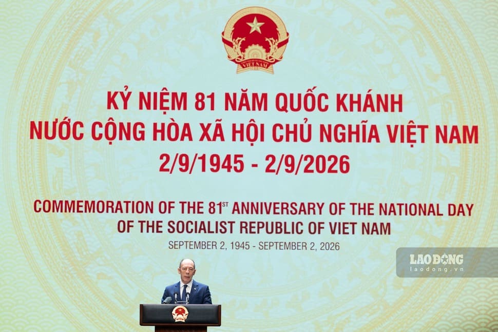 Ông Raul Juan Pollak Giampietro, Đại sứ Đặc mệnh toàn quyền Cộng hòa Đông Uruguay tại Việt Nam phát biểu tại buổi lễ. Ảnh: Hải Nguyễn