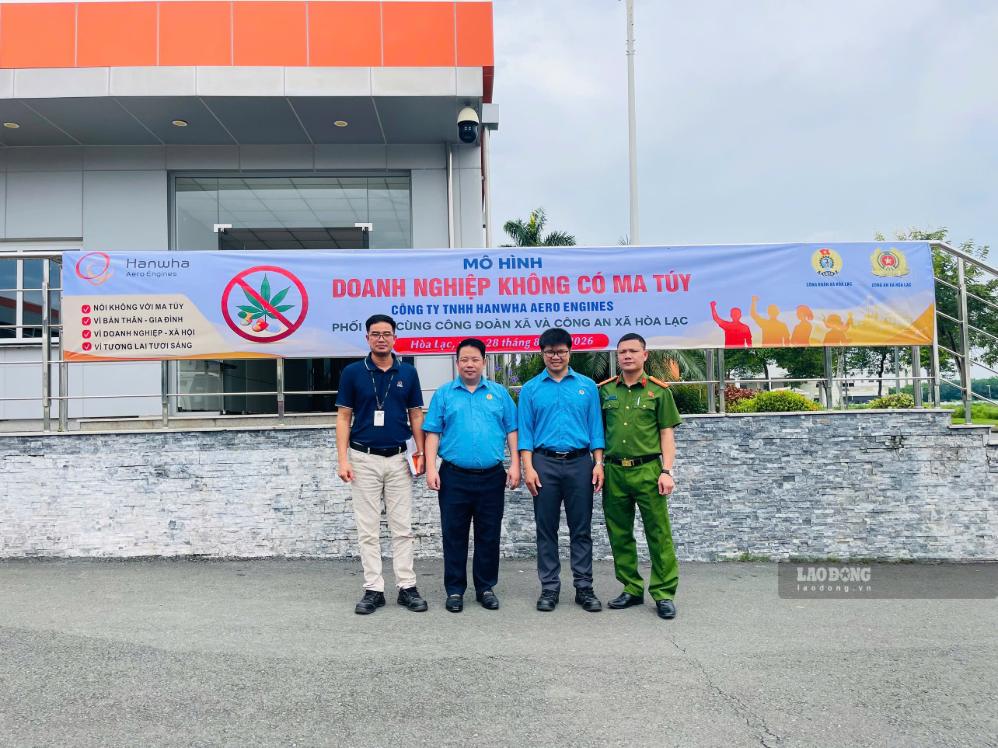 The "Business Without Drugs" model launched by Hoa Lac Commune Trade Union in coordination with the grassroots trade union and the Board of Directors of Hanwha Aero Engines Co., Ltd. contributes to building a safe working environment. Photo: Hoa Lac Commune Trade Union