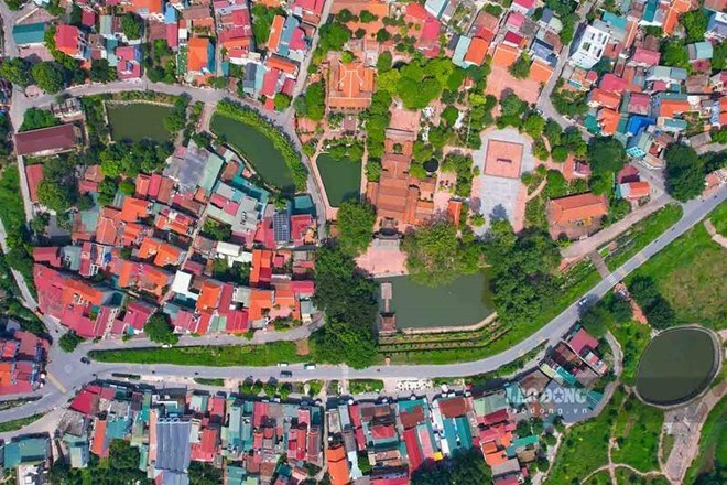 Hanoi is about to auction 20 land plots in Phuc Tho commune. Photo: Tung Giang