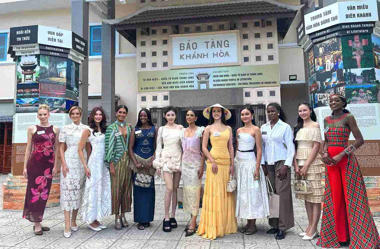 The beauties participating in the Miss World 2026 final visited the Khanh Hoa Museum. Photo: Trinh Nguyet