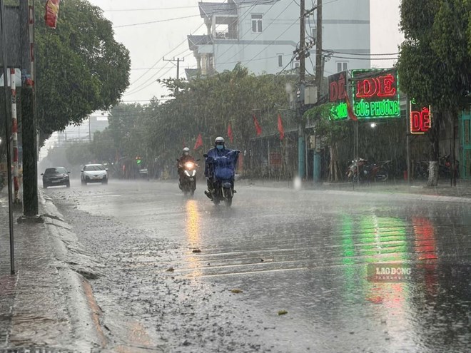 The Southern region continues to have rain. Photo: Anh Tu