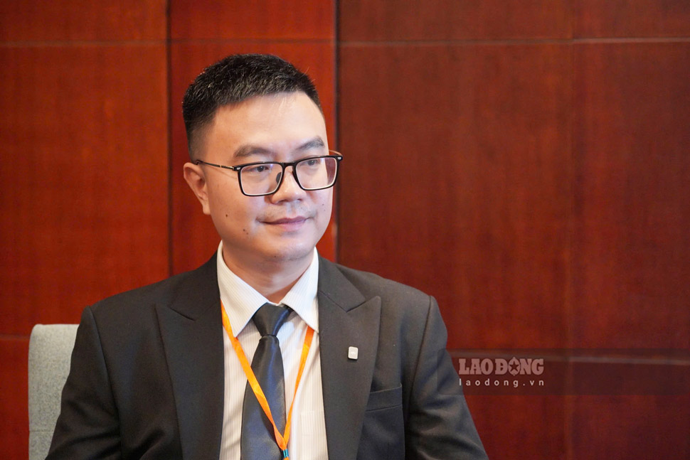 Báo Lao Động đã có cuộc trao đổi với ông Nguyễn Minh Tú - Tổng Giám đốc CRIF D&B Việt Nam, xung quanh vấn đề chất lượng dữ liệu, quản trị rủi ro và khả năng thu hút các dòng vốn chất lượng cao. Ảnh: Vũ Linh