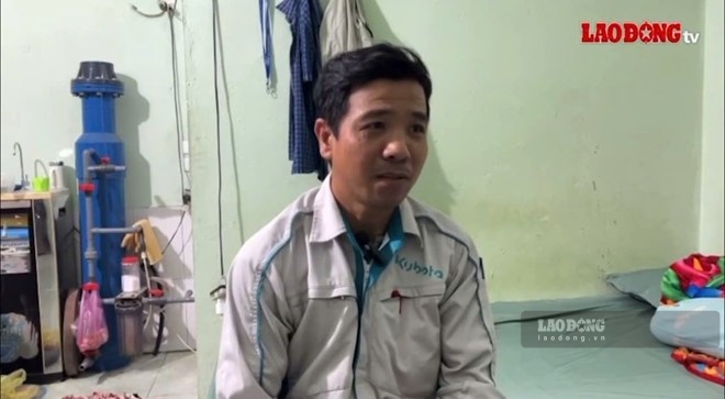 Anh Nguyễn Hữu Hậu - công nhân xa quê hơn 20 năm. Ảnh: Minh Hương.