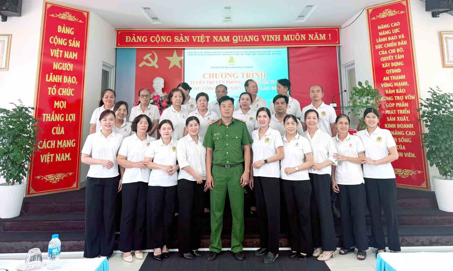 Công ty Công ty Cổ phần Xây lắp và Vật tư Prime Facade