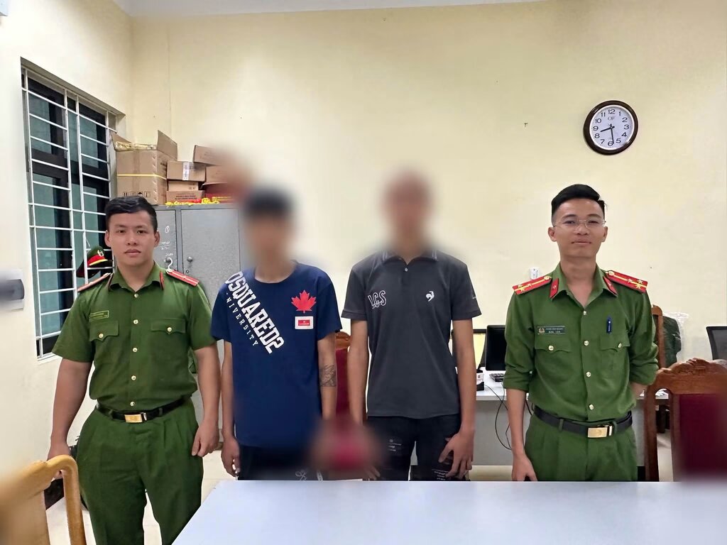 Hai đối tượng bị khởi tố, bắt tạm giam để điều tra về hành vi trộm cắp tài sản. Ảnh: Công an tỉnh Sơn La