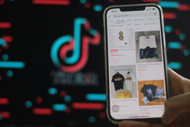 TikTok Shop officially applies a new fee schedule to Mall vendors from 3. 8. Photo: Khanh An.