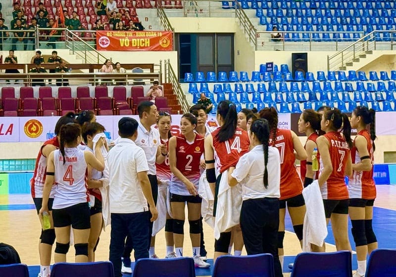 Information Corps volleyball players will continue to compete in the 2026 National Youth Championship in Ha Tinh. Photo: Hoai Viet