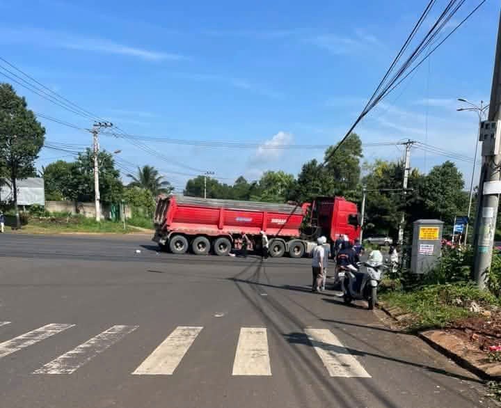 Scene of the traffic accident. Photo: Police provided