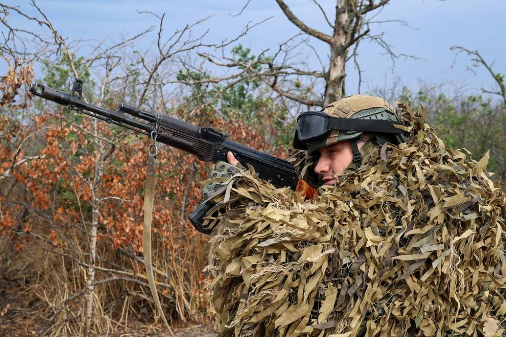 Russian soldiers on duty on the battlefield. Photo: TASS