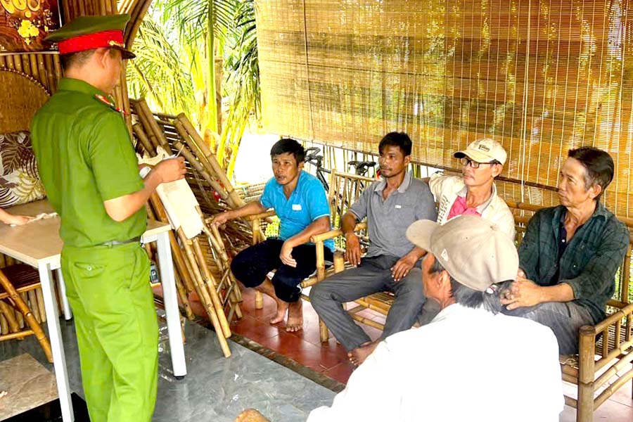 Công an xã Tân Hưng (TP. Đồng Nai) tăng cường tổ chức tuyên truyền phòng, chống ma túy tại các khu nhà trọ, các khu dân cư. Ảnh: Công an TP. Đồng Nai
