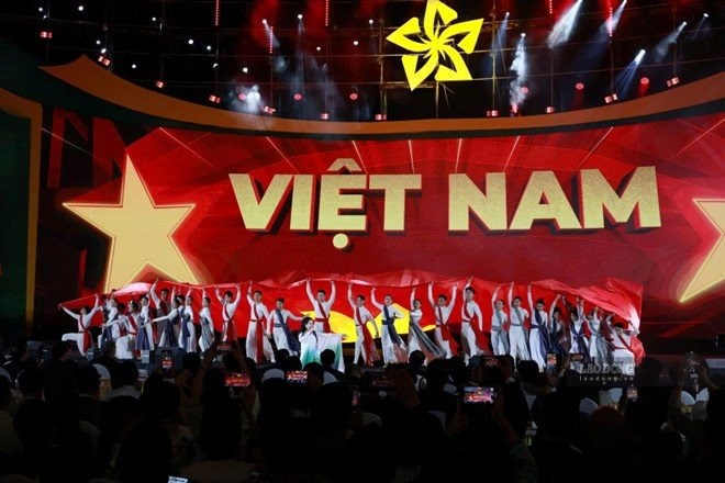 The draft law supplementing a number of articles of the Labor Code related to holidays and Tet proposes to add 1 more holiday day as Vietnam Culture Day November 24. Photo: Hai Nguyen
