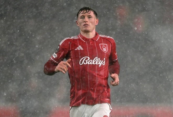 Elliot Anderson chưa thể đảm bảo cho tuyến giữa của Man City. Ảnh: AFP