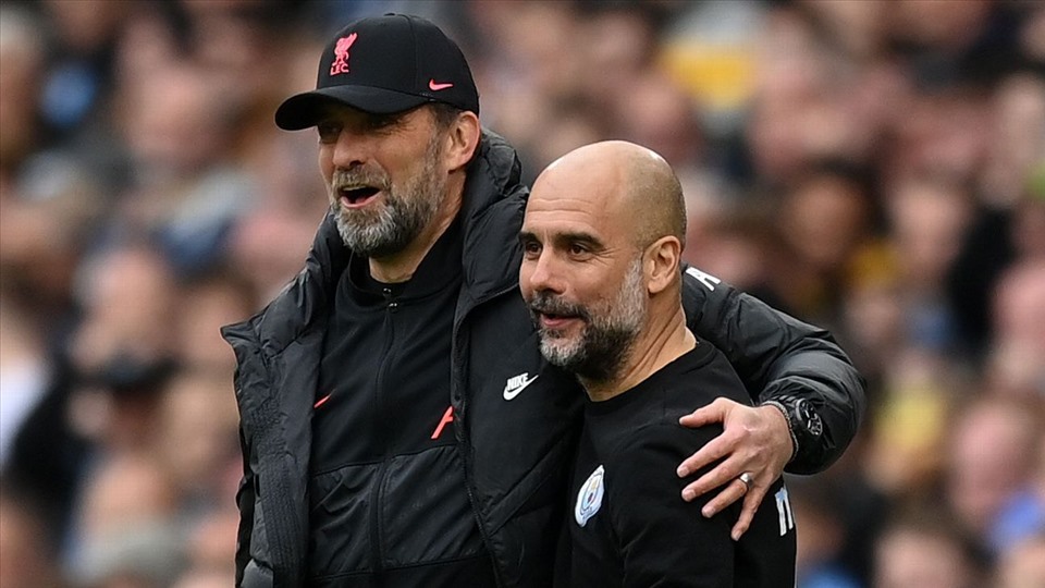 Người hâm mộ sẽ rất nhớ về cặp đối đầu giữa Jurgen Klopp và Pep Guardiola. Ảnh: AFP