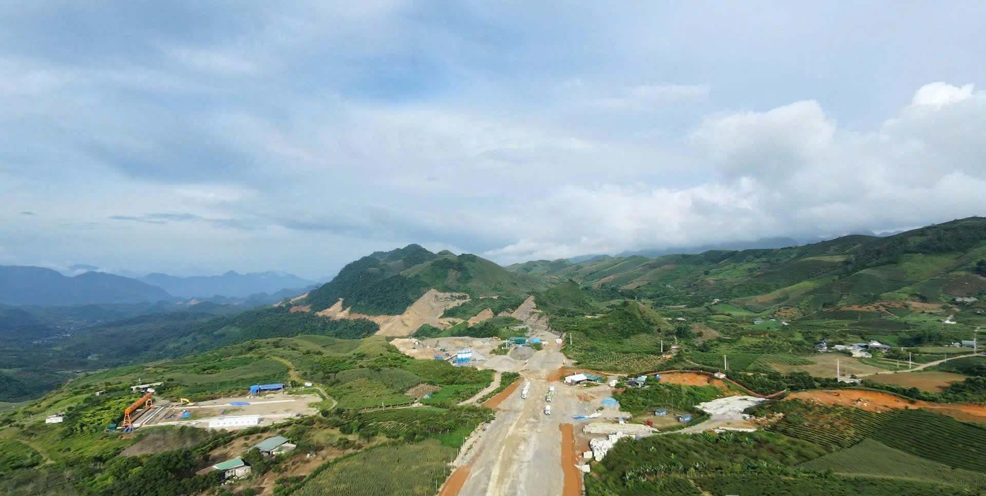 Tỉnh Sơn La đã giải phóng mặt bằng gần như hoàn thiện. Ảnh: Diệp Hương/Sonla.gov.vn