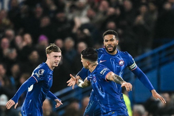 Chelsea sẽ không tham dự cúp châu Âu mùa tới. Ảnh: AFP