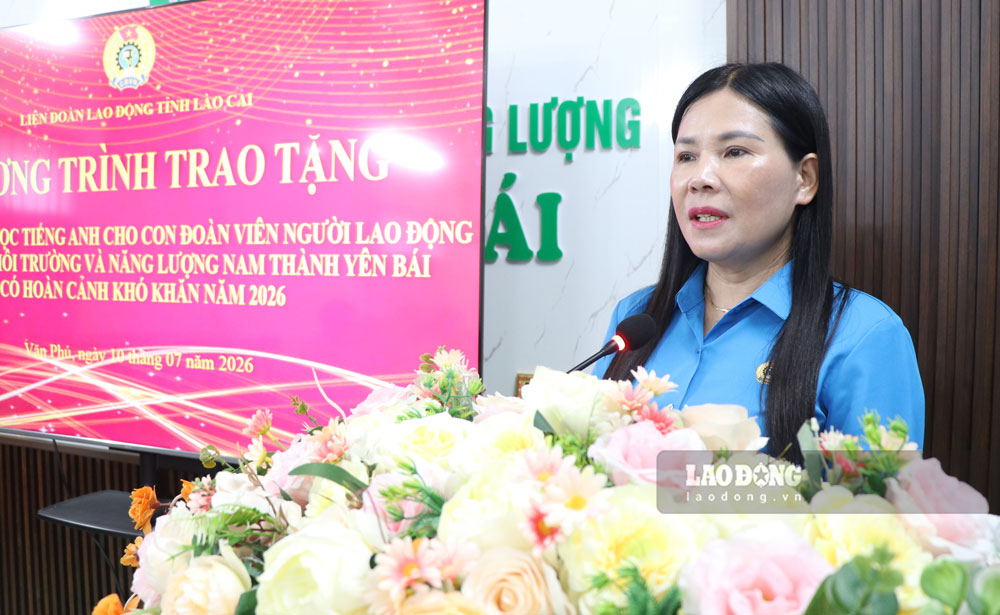 Ms. Nguyen Thi Bich Nhiem - Chairwoman of Lao Cai Provincial Labor Federation. Photo: Manh Hung