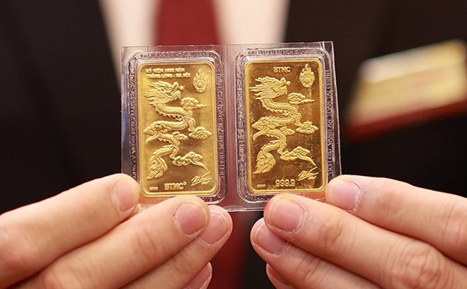 Gold prices struggle to surpass the threshold due to profit-taking pressure and interest rate expectations. Photo: Khuong Duy