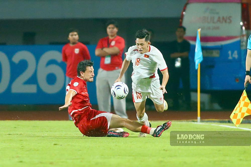 The 3-0 victory over Vietnam caused Indonesia to suffer the heaviest home defeat in ASEAN Cup history. Photo: Thanh Vu