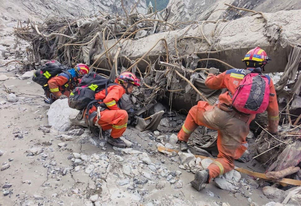 Rescue forces search for victims after flash floods in the Nepal - China border area. Photo: AFP