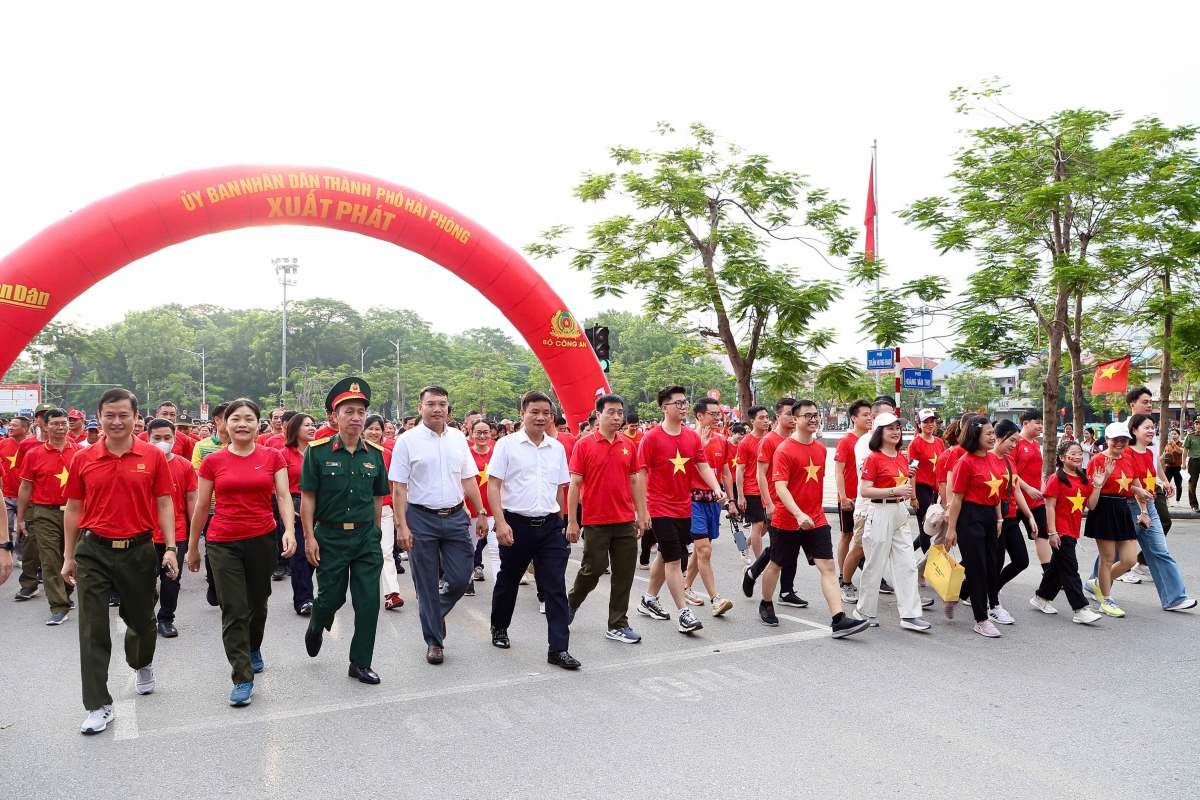 Các vận động viên sẽ đi bộ với quãng đường 2 km, xuất phát từ Quảng trường Nhà hát thành phố. Ảnh: Cổng TTĐT Hải Phòng