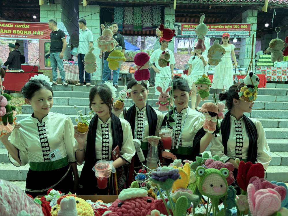 Chợ phiên vùng cao “Cao nguyên mở hội” mở cửa đón khách từ 29.8 đến 2.9. Ảnh: Thu Lê