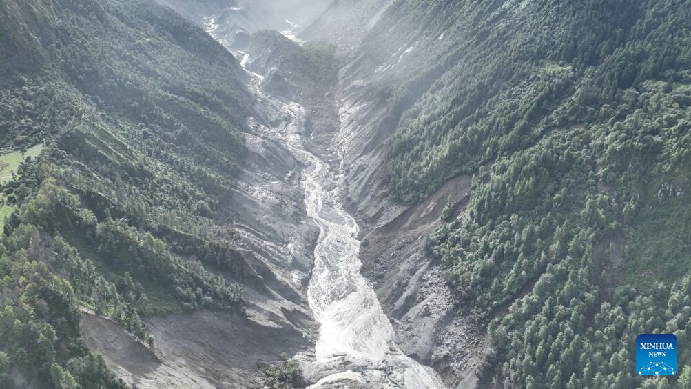 Aerial photos showing the area devastated by mudslides in Nepal, August 27. Photo: Xinhua